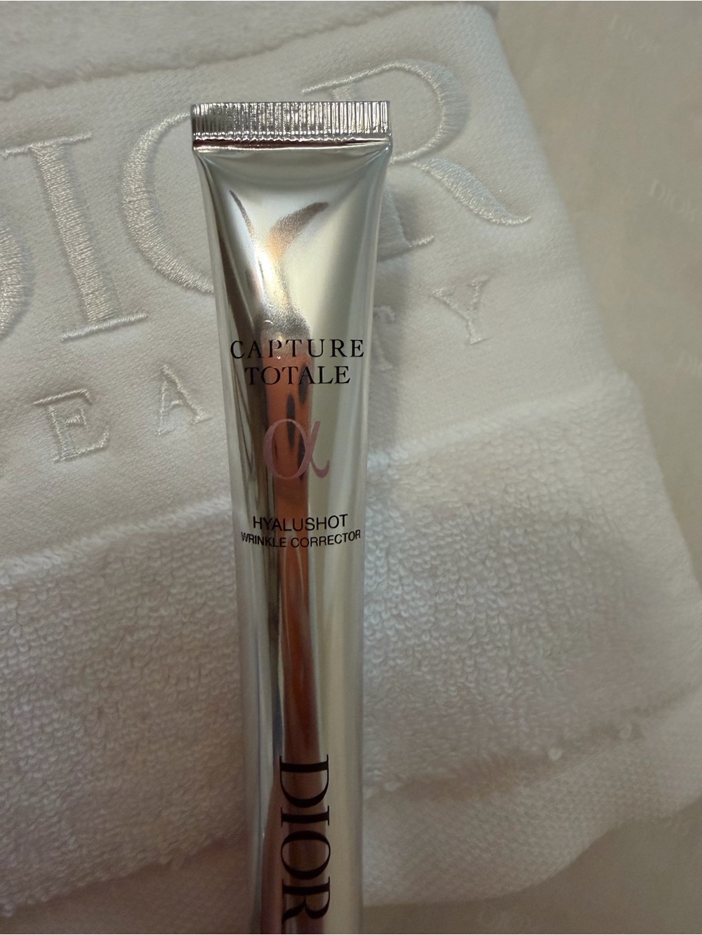Dior White and Silver Eye Care Gift Set - Picture 3 of 4